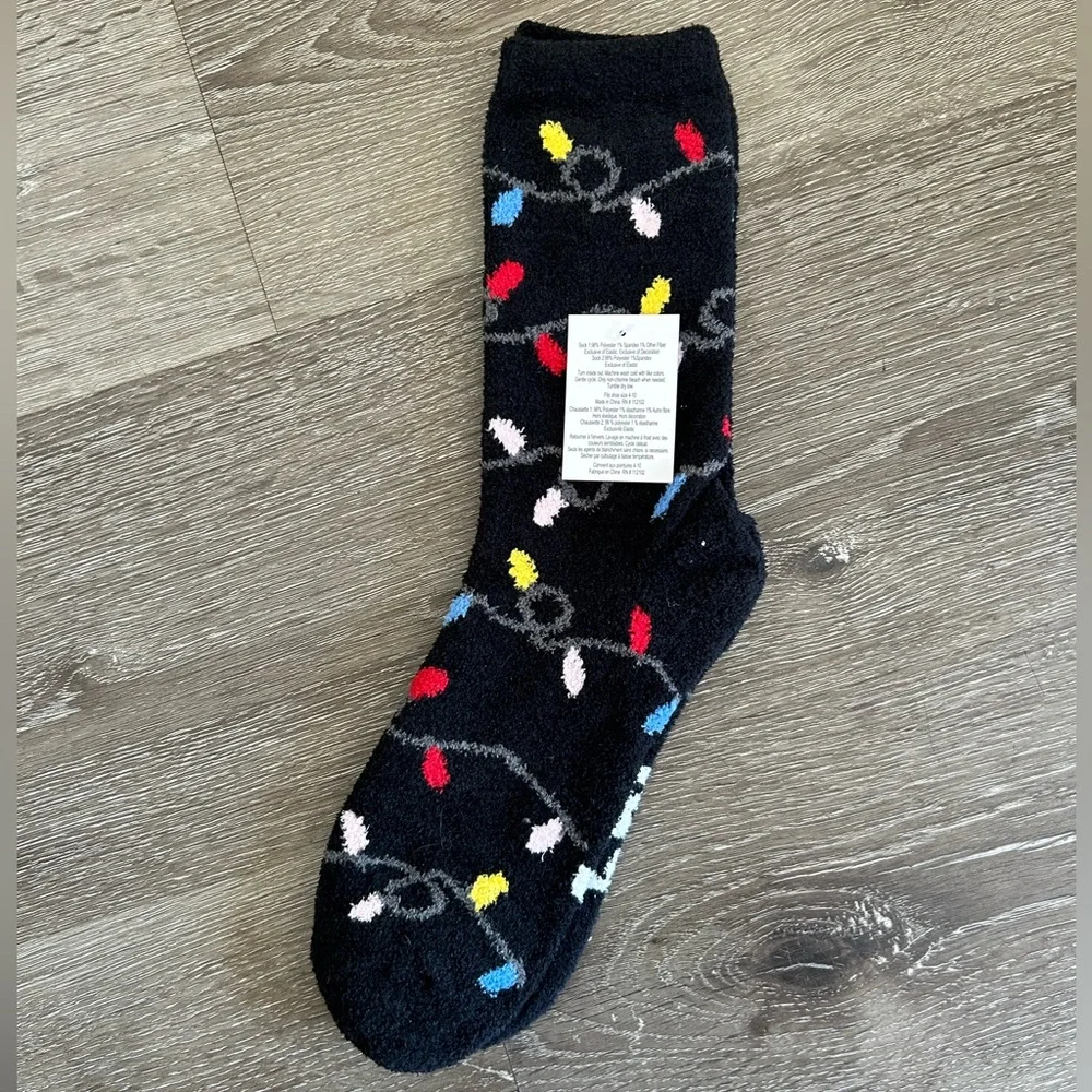 NWT Lug Fuzzy Soft Cozy Christmas Socks
